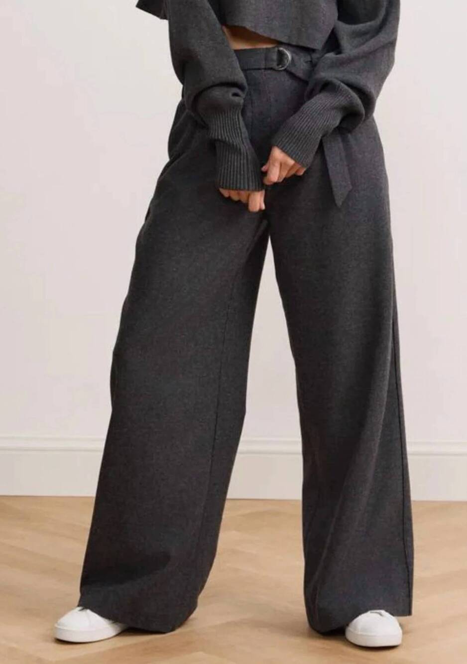 NEW LUNE ACTIVE izzy wide leg pants in dark grey